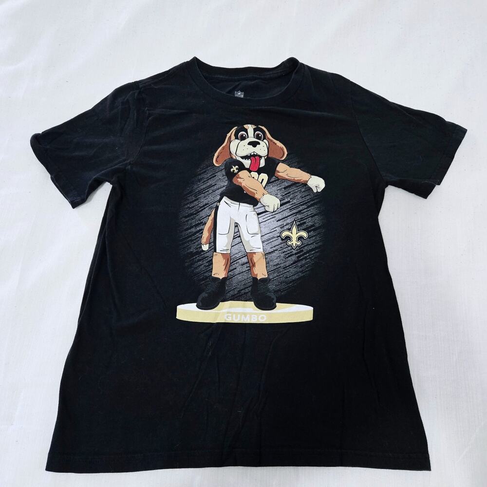 Boys size Large Lousiana Saints NFL Graphic Shirt